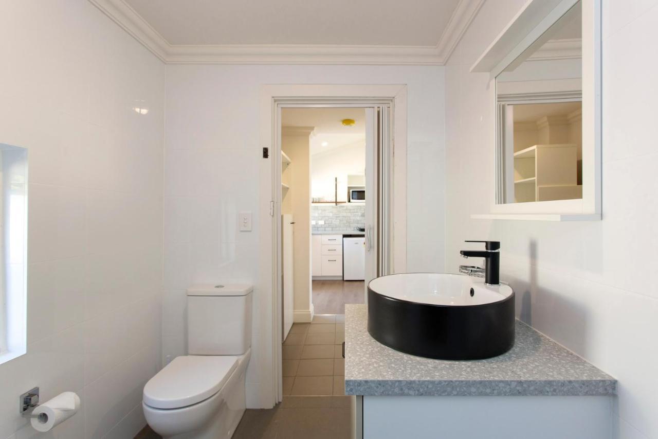 Dingo At White Gum Lodge Fremantle Ngoại thất bức ảnh