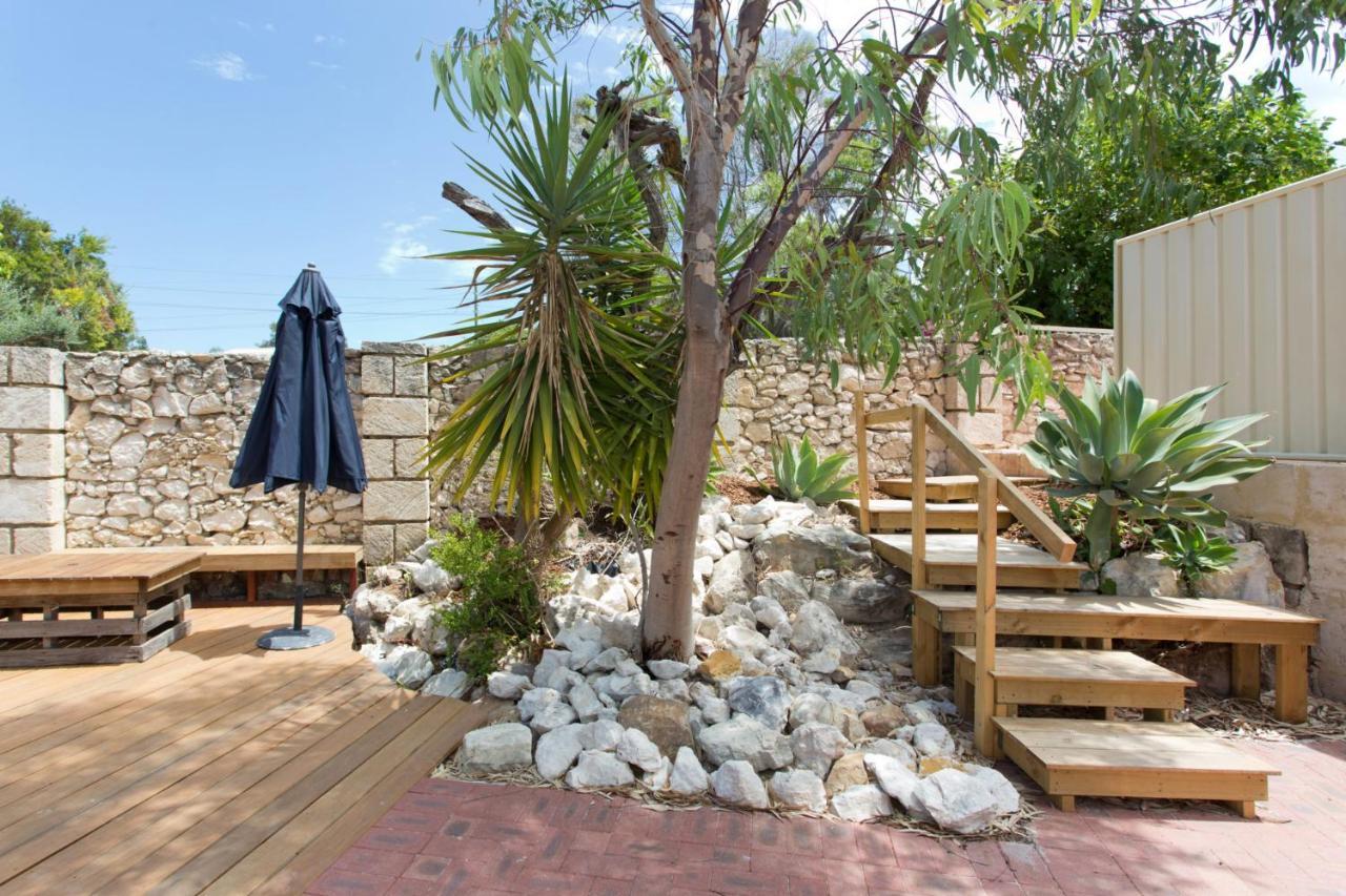 Dingo At White Gum Lodge Fremantle Ngoại thất bức ảnh